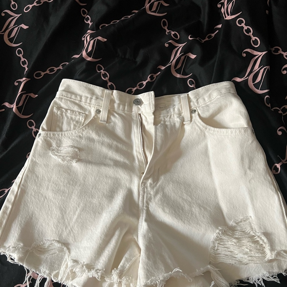 Levis white Denim Shorts